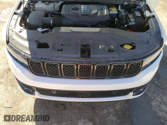 2023 Jeep Wagoneer Series II с VIN 1C4SJSBP7PS561497, выставлен на аукционе Copart как лот 46858845 с пробегом 29 616 миль миль и Списание • Salvage title. История ставок и продаж доступна на DreamBid. Изображение 12.