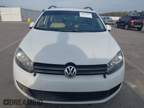 2014 Volkswagen Jetta TDI w/Sunroof & Nav with VIN 3VWPL7AJ7EM617385, listed as a IAAI auction lot 42012881 with 98,015 mi miles and . Bid and sale history available at DreamBid. Image 6.