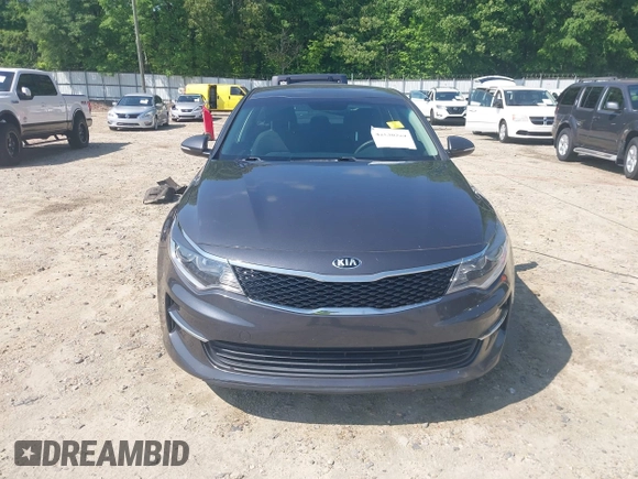 2018 Kia Optima LX z VIN KNAGT4L34J5232346, wystawiony jako IAAI lot #42136524 z przebiegiem 119 977 mil mil oraz . Historia ofert i sprzedaży dostępna na DreamBid. Obrazek 12.