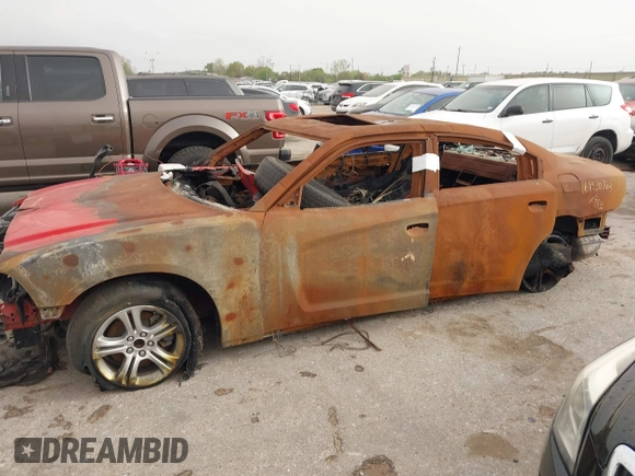 2014 Dodge Charger SXT with VIN 2C3CDXHG7EH349482, listed as a IAAI auction lot 41825518 with 1 mi miles. Bid and sale history available at carsss.com. Image 6.