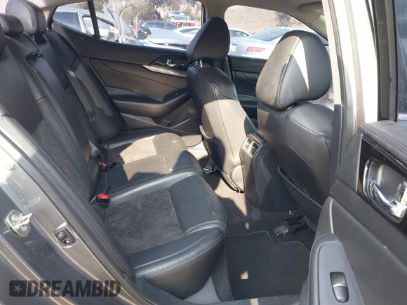 2017 Nissan Maxima SV with VIN 1N4AA6AP2HC419032, listed as a IAAI auction lot 41462680 with 181,698 mi miles and . Bid and sale history available at DreamBid. Image 8.