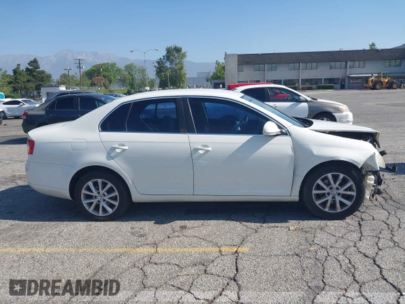 2007 Volkswagen Jetta 2.5 with VIN 3VWRF71K87M122916, listed as a IAAI auction lot 42299956 with 164,536 mi miles and . Bid and sale history available at DreamBid. Image 13.