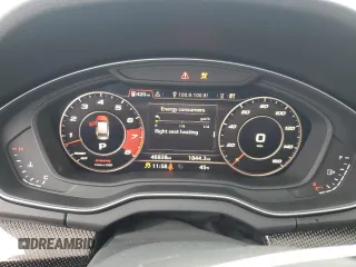 2018 Audi SQ5 Prestige with VIN WA1C4AFY9J2055843, listed as a Copart auction lot 84632594 with 46,838 mi miles and Salvage Title. Bid and sale history available at DreamBid. Image 9.