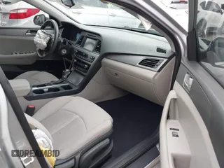 2016 Hyundai Sonata SE with VIN 5NPE24AF4GH376207, listed as a IAAI auction lot 42140797 with 133,138 mi miles and . Bid and sale history available at DreamBid. Image 5.