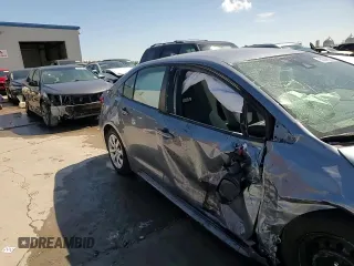 2022 Toyota Corolla LE with VIN 5YFEPMAE7NP383953, listed as a Copart auction lot 50346205 with 18,498 mi miles and Salvage Title. Bid and sale history available at carsss.com. Image 13.