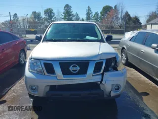 2021 Nissan Frontier SV z VIN 1N6ED0EAXMN702490, wystawiony jako IAAI lot #41768819 z przebiegiem 37 511 mil mil oraz . Historia ofert i sprzedaży dostępna na DreamBid. Obrazek 12.