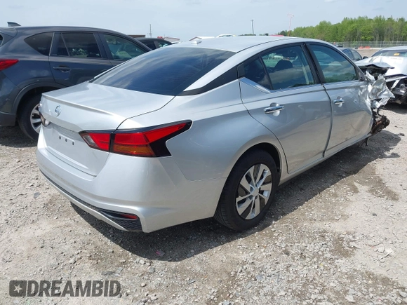 2019 Nissan Altima S with VIN 1N4BL4BV6KC211808, listed as a IAAI auction lot 41981312 with 96,362 mi miles and . Bid and sale history available at carsss.com. Image 4.