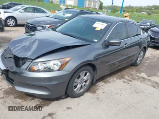 2012 Honda Accord SE z VIN 1HGCP2F66CA195604, wystawiony jako IAAI lot #42073000 z przebiegiem 206 501 mil mil oraz . Historia ofert i sprzedaży dostępna na DreamBid. Obrazek 2.