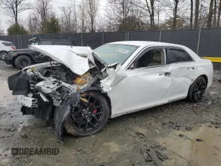 2014 Chrysler 300 with VIN 2C3CCAAG9EH220962, listed as a Copart auction lot 50190485 with 129,098 mi miles and Salvage Title. Bid and sale history available at carsss.com. Image 1.