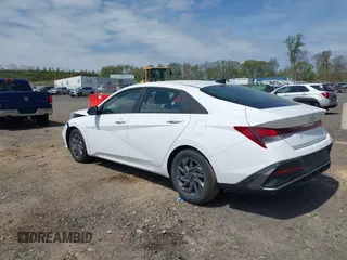 2024 Hyundai Elantra SEL with VIN KMHLM4DG5RU641629, listed as a IAAI auction lot 42137743 with 34,881 mi miles and . Bid and sale history available at DreamBid. Image 3.