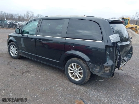 2019 Dodge Grand Caravan SXT with VIN 2C4RDGCG0KR692444, listed as a IAAI auction lot 41811224 with 102,179 mi miles. Bid and sale history available at carsss.com. Image 3.