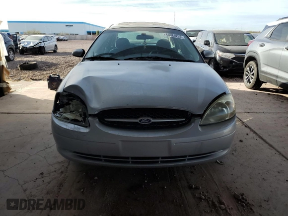 2002 Ford Taurus SES Standard with VIN 1FAFP55S32G260499, listed as a Copart auction lot 45929285 with 152,567 mi miles and Salvage Title. Bid and sale history available at carsss.com. Image 5.