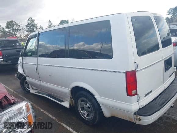 1998 Chevrolet Astro with VIN 1GNDM19W4WB103476, listed as a IAAI auction lot 41735080 with 210,293 mi miles. Bid and sale history available at carsss.com. Image 14.