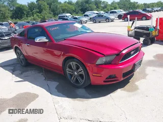 2013 Ford Mustang V6 with VIN 1ZVBP8AMXD5200765, listed as a IAAI auction lot 42522679 with 161,816 mi miles and . Bid and sale history available at DreamBid. Image 1.