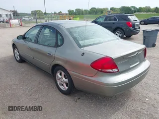 2004 Ford Taurus z VIN 1FAHP55U74G112479, wystawiony jako IAAI lot #42207775 z przebiegiem 97 491 mil mil oraz . Historia ofert i sprzedaży dostępna na DreamBid. Obrazek 3.