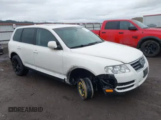 2006 Volkswagen Touareg 3.2L V6 with VIN WVGZG77L26D015625, listed as a IAAI auction lot 41777224 with 147,881 mi miles and . Bid and sale history available at DreamBid. Image 1.