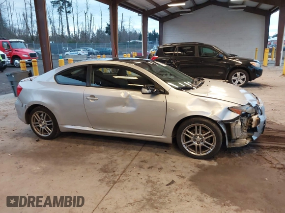 2007 Scion tC Spec z VIN JTKDE177170147264, wystawiony jako IAAI lot #41140867 z przebiegiem 109 318 mil mil oraz . Historia ofert i sprzedaży dostępna na DreamBid. Obrazek 14.