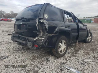 2005 Chevrolet TrailBlazer LS with VIN 1GNDS13S452121647, listed as a Copart auction lot 76577833 with 0 mi miles and Salvage Title. Bid and sale history available at carsss.com. Image 3.