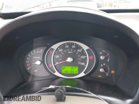 2006 Hyundai Tucson GLS with VIN KM8JN72D66U338658, listed as a IAAI auction lot 41828712 with 198,185 mi miles. Bid and sale history available at carsss.com. Image 7.