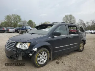 2010 Chrysler Town & Country Touring z VIN 2A4RR5DX6AR186050, wystawiony jako Copart lot #55734425 z przebiegiem Nie podano mil oraz Nie do naprawy • Non repairable. Historia ofert i sprzedaży dostępna na DreamBid. Obrazek 1.