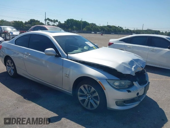 2013 BMW 3 Series 328i xDrive with VIN WBAKF5C50DJ297831, listed as a IAAI auction lot 41894859 with 87,174 mi miles. Bid and sale history available at carsss.com. Image 1.