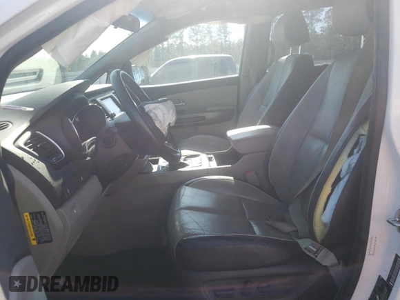 2017 Kia Sedona LX with VIN KNDMB5C18H6331057, listed as a Copart auction lot 46455575 with 93,106 mi miles and Salvage Title. Bid and sale history available at carsss.com. Image 7.