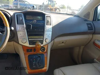 2009 Lexus RX 350 with VIN 2T2HK31U29C131932, listed as a IAAI auction lot 42030153 with 193,086 mi miles and . Bid and sale history available at DreamBid. Image 18.