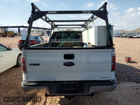 2014 Ford F-150 XL with VIN 1FTNF1CFXEKD64268, listed as a Copart auction lot 59562625 with 299,627 mi miles and Clean title. Bid and sale history available at DreamBid. Image 6.