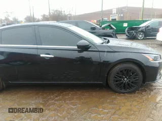 2025 Nissan Altima SV with VIN 1N4BL4DV2SN309199, listed as a IAAI auction lot 41677012 with 1,943 mi miles and . Bid and sale history available at DreamBid. Image 13.