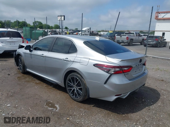 2021 Toyota Camry SE Nightshade with VIN 4T1T11AK3MU542610, listed as a IAAI auction lot 39350024 with 71,086 mi miles and . Bid and sale history available at DreamBid. Image 3.