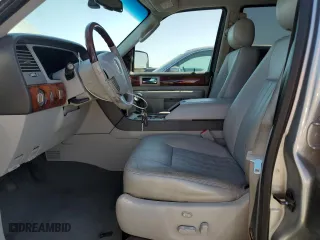 2006 Lincoln Navigator Luxury with VIN 5LMFU28536LJ08428, listed as a Copart auction lot 51588675 with 142,669 mi miles and Salvage Title. Bid and sale history available at carsss.com. Image 7.