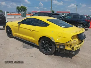 2015 Ford Mustang EcoBoost z VIN 1FA6P8TH1F5431521, wystawiony jako IAAI lot #42799574 z przebiegiem 147 337 mil mil oraz . Historia ofert i sprzedaży dostępna na DreamBid. Obrazek 3.