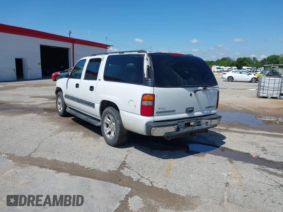 2002 Chevrolet Suburban LT with VIN 1GNEC16Z82J196802, listed as a IAAI auction lot 42284723 with 310,843 mi miles and . Bid and sale history available at DreamBid. Image 3.