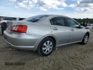 2009 Mitsubishi Galant ES z VIN 4A3AB36F59E029700, wystawiony jako Copart lot #62229764 z przebiegiem 175 539 mil mil oraz Szkoda całkowita • Salvage title. Historia ofert i sprzedaży dostępna na DreamBid. Obrazek 3.