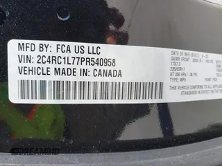 2023 Chrysler Pacifica Hybrid Touring L z VIN 2C4RC1L77PR540958, wystawiony jako IAAI lot #42010484 z przebiegiem 61 166 mil mil oraz . Historia ofert i sprzedaży dostępna na DreamBid. Obrazek 9.