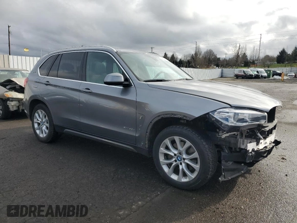 2018 BMW X5 xDrive40e iPerformance with VIN 5UXKT0C57J0V99079, listed as a Copart auction lot 44621905 with 57,556 mi miles and Salvage Title. Bid and sale history available at carsss.com. Image 4.