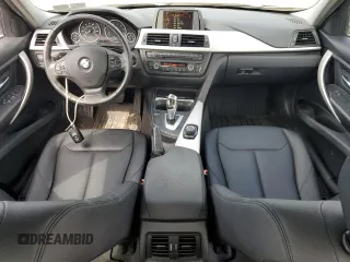 2013 BMW 3 Series 320i xDrive with VIN WBA3C3C50DF982982, listed as a Copart auction lot 62883045 with 189,875 mi miles and Clean title. Bid and sale history available at DreamBid. Image 8.