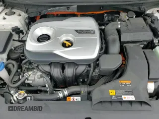 2019 Hyundai Sonata SE с VIN KMHE24L35KA085049, выставлен на аукционе Copart как лот 65446905 с пробегом 83 690 миль миль и Списание • Salvage title. История ставок и продаж доступна на DreamBid. Изображение 15.