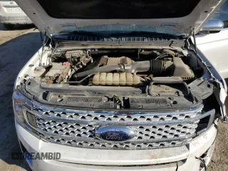 2019 Ford Expedition Platinum with VIN 1FMJU1MT4KEA62215, listed as a Copart auction lot 84104024 with 102,153 mi miles and Salvage Title. Bid and sale history available at carsss.com. Image 12.