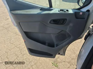 2019 Ford Transit с VIN 1FTYR1YM8KKA30666, выставлен на аукционе IAAI как лот 42621112 с пробегом 78 828 миль миль и . История ставок и продаж доступна на DreamBid. Изображение 7.