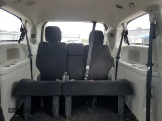 2014 Dodge Grand Caravan SXT with VIN 2C4RDGCG7ER141867, listed as a Copart auction lot 53187715 with 231,414 mi miles and Clean Title. Bid and sale history available at DreamBid. Image 10.
