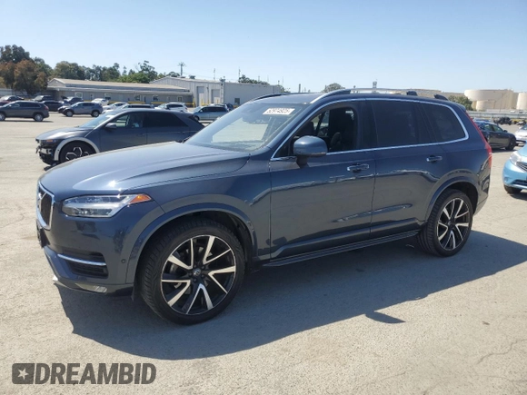 2019 Volvo XC90 Momentum with VIN YV4A22PK1K1457475, listed as a Copart auction lot 52974925 with 137,393 mi miles and Salvage Title. Bid and sale history available at carsss.com. Image 1.