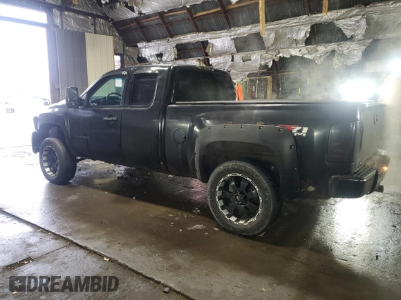 2012 Chevrolet Silverado 1500 LT with VIN 1GCRKSE76CZ106293, listed as a Copart auction lot 47246805 with 239,082 mi miles and Non Repairable. Bid and sale history available at DreamBid. Image 2.