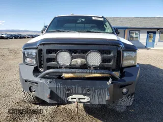 2005 Ford F-350 XL with VIN 1FTWW31P85EB85950, listed as a Copart auction lot 52202905 with 231,661 mi miles and Clean Title. Bid and sale history available at DreamBid. Image 5.