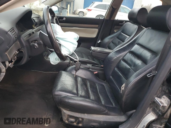 2000 Audi A4 with VIN WAUDC28D4YA127848, listed as a Copart auction lot 82035314 with 260,362 mi miles and Salvage title. Bid and sale history available at DreamBid. Image 7.