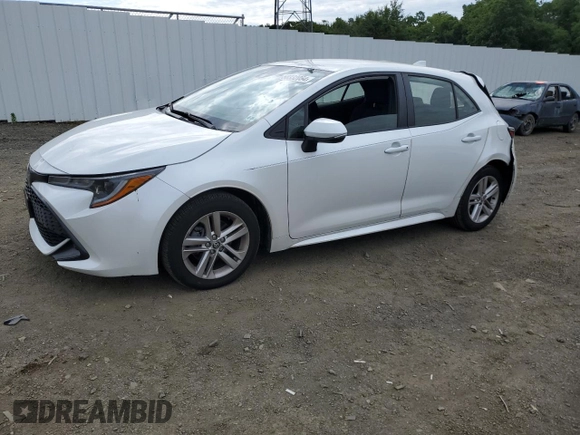 2021 Toyota Corolla Hatchback SE with VIN JTND4MBE7M3128807, listed as a Copart auction lot 58332054 with 42,007 mi miles and Salvage Title. Bid and sale history available at carsss.com. Image 1.