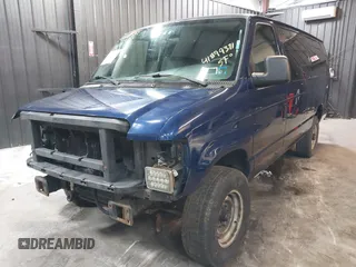 2008 Ford Econoline Passenger XL z VIN 1FBSS31L88DB31215, wystawiony jako IAAI lot #41899371 z przebiegiem 110 875 mil mil oraz . Historia ofert i sprzedaży dostępna na DreamBid. Obrazek 2.