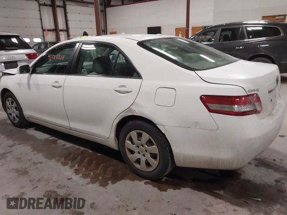 2011 Toyota Camry LE with VIN 4T1BF3EK8BU711388, listed as a IAAI auction lot 41720738 with 233,623 mi miles. Bid and sale history available at carsss.com. Image 3.