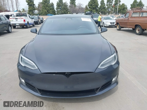 2016 Tesla Model S 90D с VIN 5YJSA1E40GF172502, выставлен на аукционе IAAI как лот 41841406 с пробегом 83 660 миль миль и . История ставок и продаж доступна на DreamBid. Изображение 12.