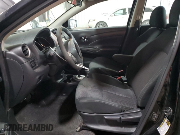 2019 Nissan Versa SV z VIN 3N1CN7APXKL829797, wystawiony jako Copart lot #59016235 z przebiegiem 90 811 mil mil oraz Szkoda całkowita • Salvage title. Historia ofert i sprzedaży dostępna na DreamBid. Obrazek 7.
